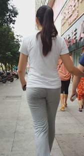 呢绒包臀小少妇紧内痕