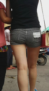 条纹热裤紧PP真性感