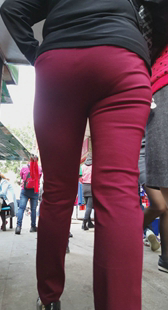 重口味翘臀红裤少妇