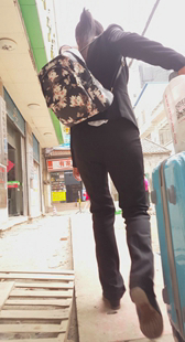 高跟宽臀西裤少妇