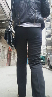 紧身西裤小少妇