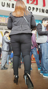 超重口味巨大臀大妈