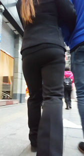 翘臀西裤少妇很会扭