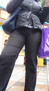 成熟西裤少妇三角美