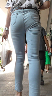 性感 紧致蓝牛美女