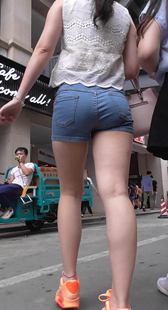 翘臀蓝牛热裤MM