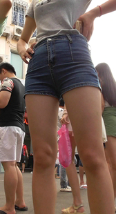 蓝牛热裤美三角特写