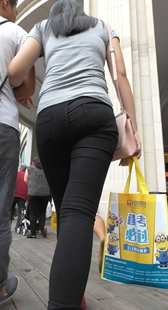 战斗力很强的妹子