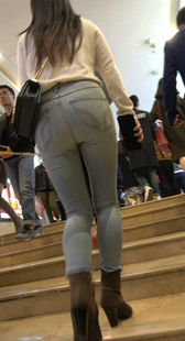 极品紧身蓝牛肉臀MM