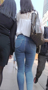 紧身蓝牛白衬衫美臀美女姐姐