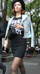 性感黑丝美腿短裙美女