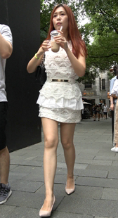 高跟短裙性感身材美女