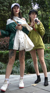 时尚性感短裙美腿姐妹