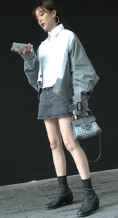 时尚牛仔短裙美女