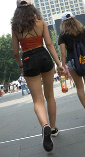 重口味黑短裤老外