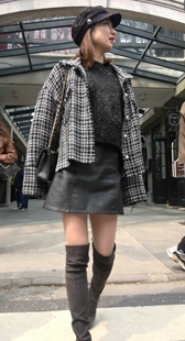 长筒靴丝袜年轻辣妈