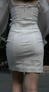 白色紧身包臀裙高跟性感丰臀美少妇