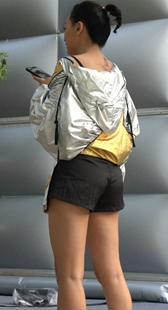 短裤大长腿美少妇极品圆润翘臀