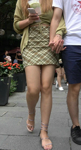 高跟包臀短裙白皙长腿美女