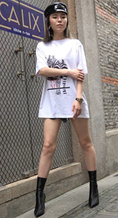 黑色蕾丝热裤极品大长腿美女