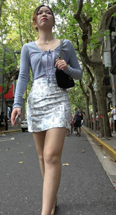 包臀短裙高跟性感白腿少妇