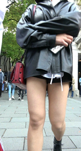 黑色连衣包臀裙长腿短靴美女