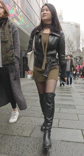 连衣绿色包臀短裙黑丝美腿OL