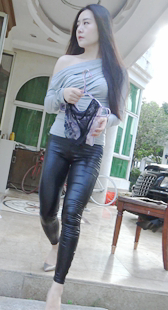 皮裤翘臀胸器长发美女性感小内