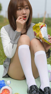 性感JK超短裙白丝妹子