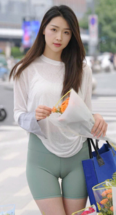 健身裤金三角真是肥啊