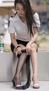 性感超短裙丝袜长腿模特