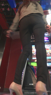 超长时间拍摄美女跳舞扭呀扭