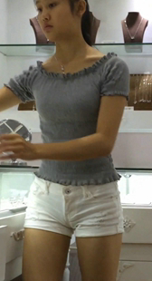 白热裤美三角少女