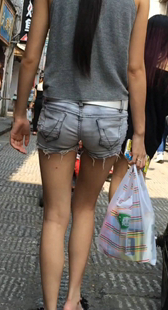 性感牛仔热裤小深沟