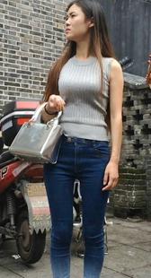 紧牛大胸美少妇