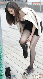 高跟黑丝超短裙OL模特