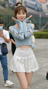 JK超短裙美女小姐姐