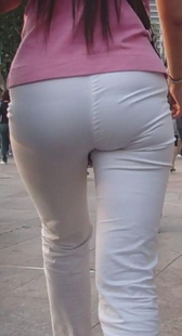 少妇性感屁股，清晰内痕