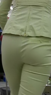 跟拍少妇大屁股