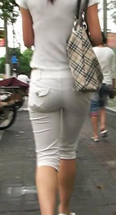 跟拍提臀白裤mm