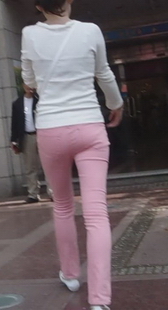 跟拍粉裤mm，室外、商场一路拍