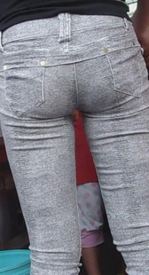 灰紧牛特写，看的流鼻血