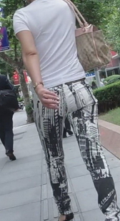 去高级商场的异样紧裤少妇