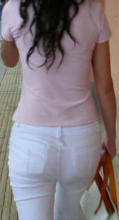 街拍少妇人瘦屁股大这是为什么