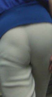 跟拍成熟少妇大屁股口味重