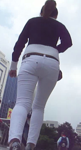 少妇裤子超白又紧呀