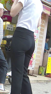 黑色紧身布裤看起来好滑呀