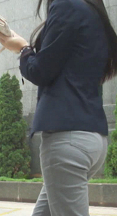 跟拍成熟布裤少妇