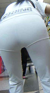 跟拍超市重口味少妇