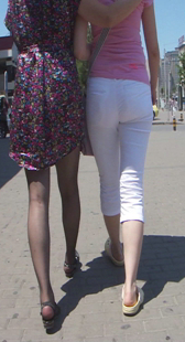 跟拍少妇屁股白又大